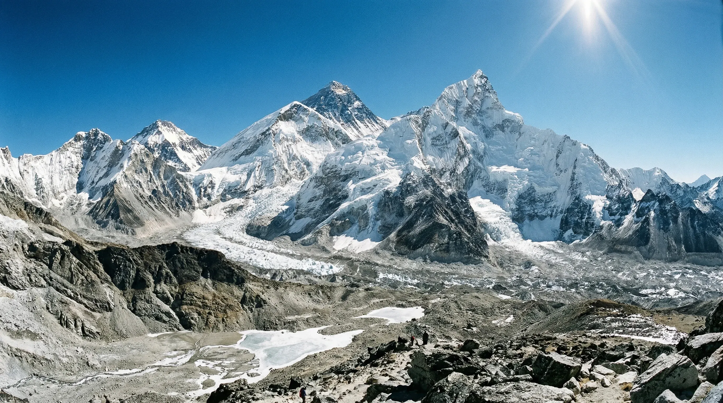 A panoramic view of Mount Everest and Lhotse peaks from the Kala Patthar vantage point in the Himalayas.